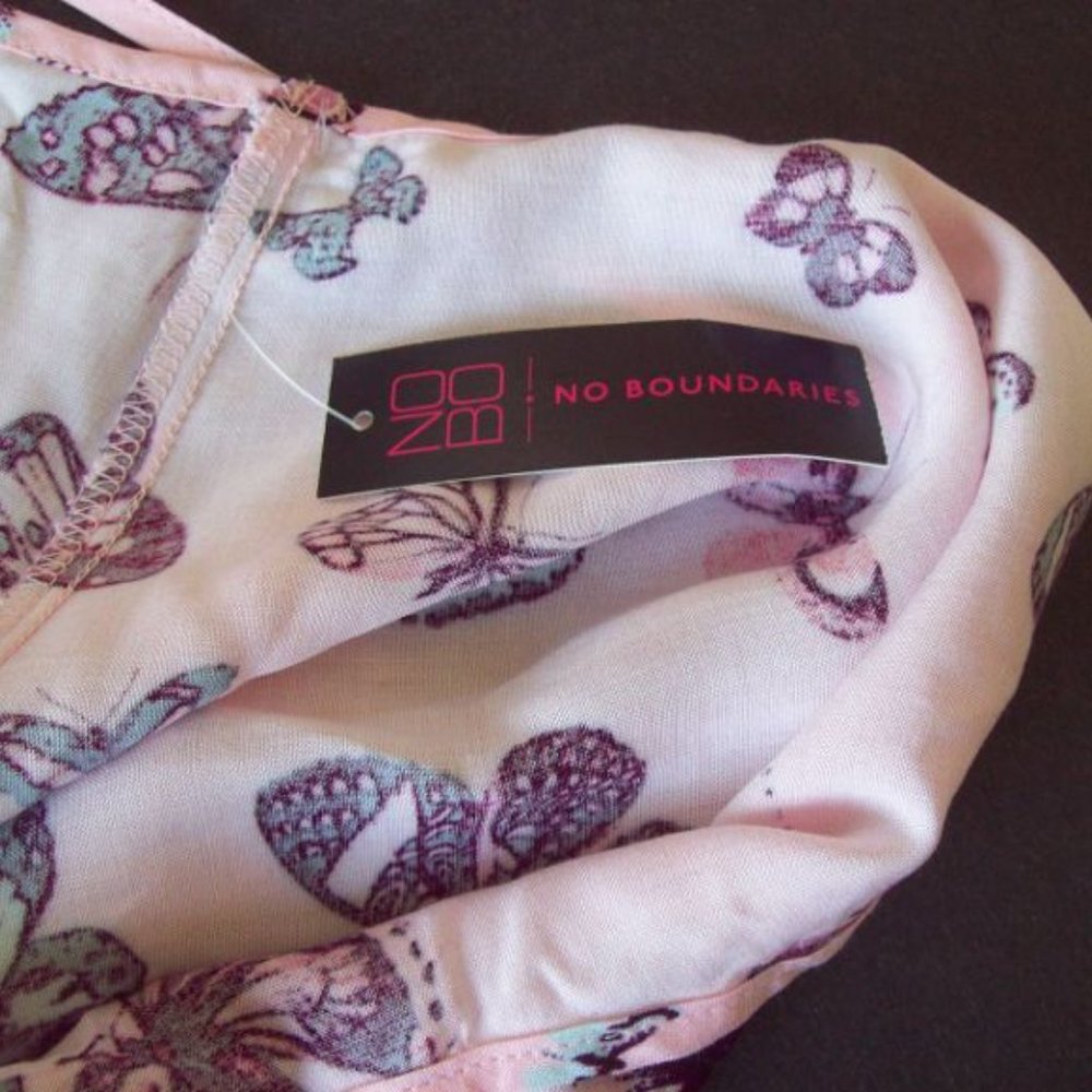 Pretty Butterfly Camisole/Tank (NWT) - Picture 4 of 5